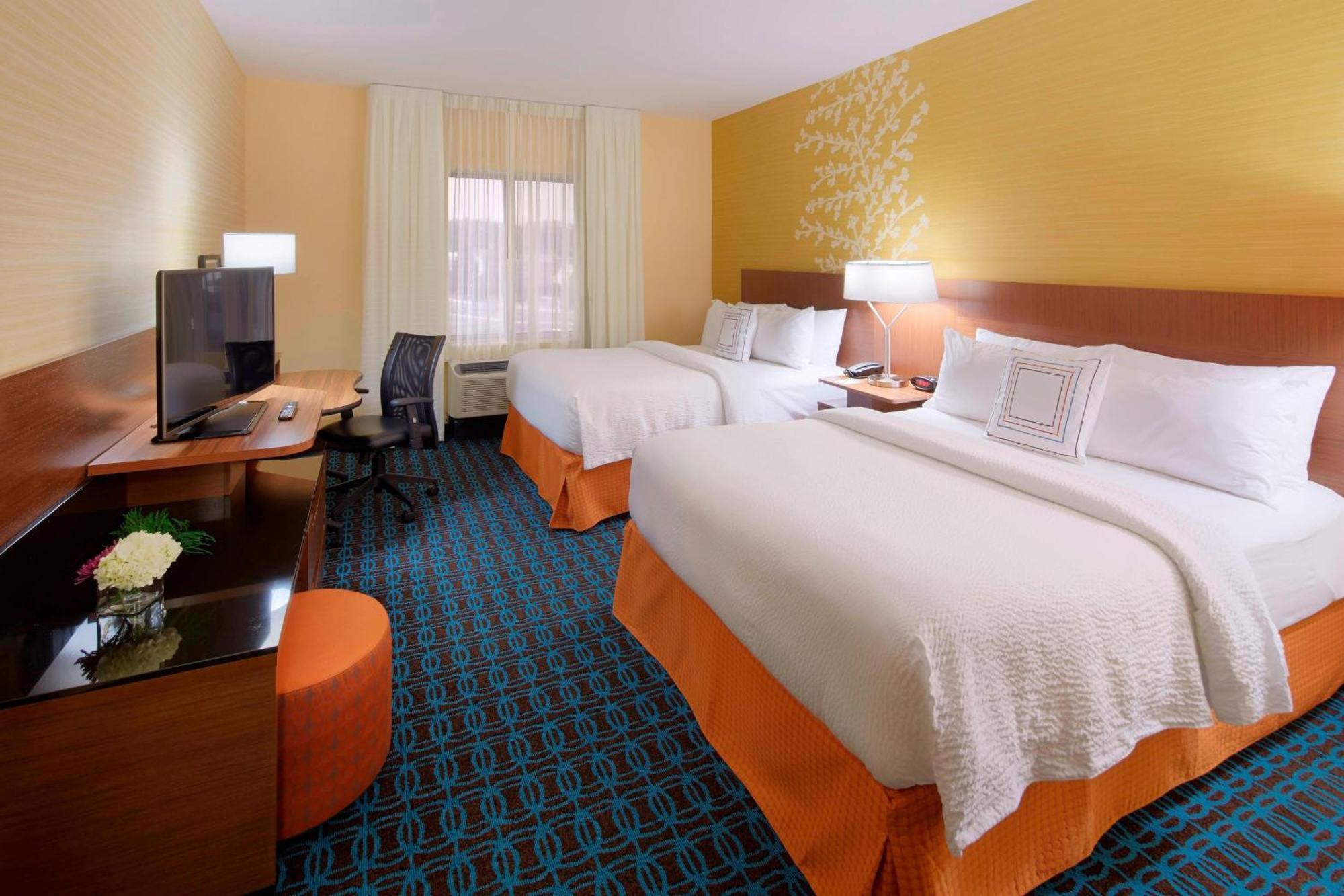 Fairfield & By Marriott Springfield Northampton/amherst 3*