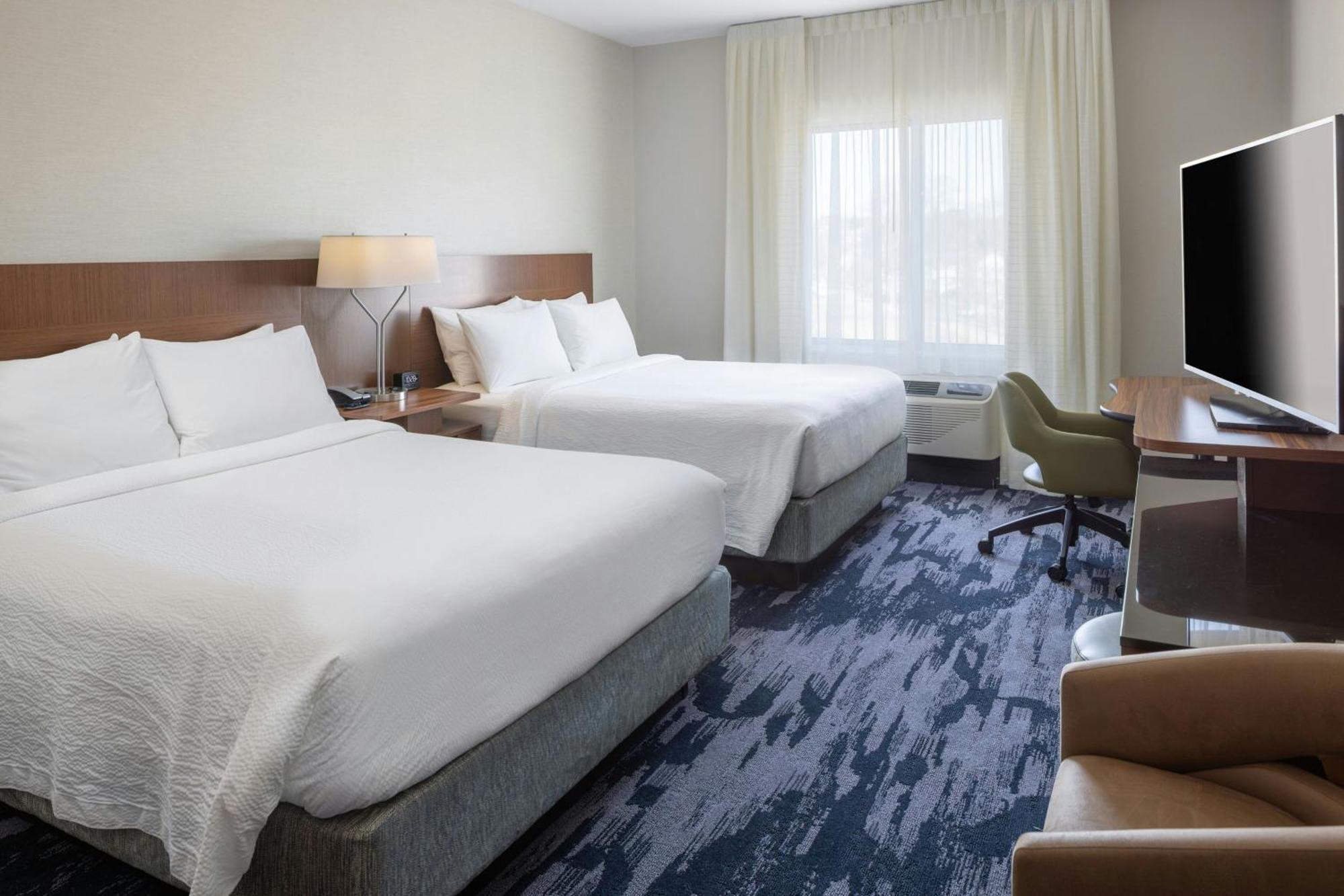 Fairfield & By Marriott Springfield Northampton/amherst